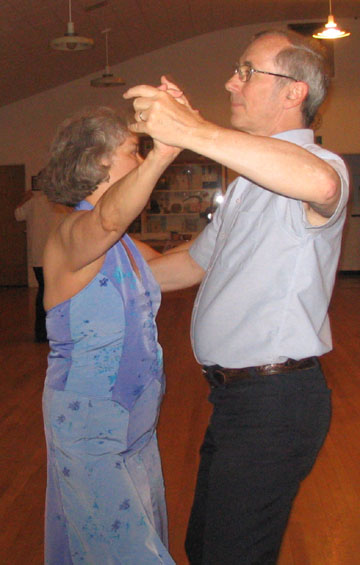 Rob & Terri dancing